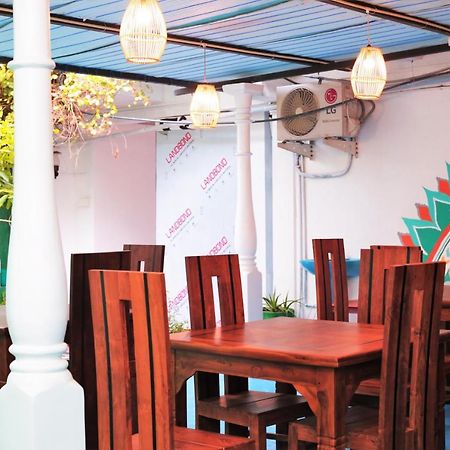 Odani Villa Уелигама Екстериор снимка