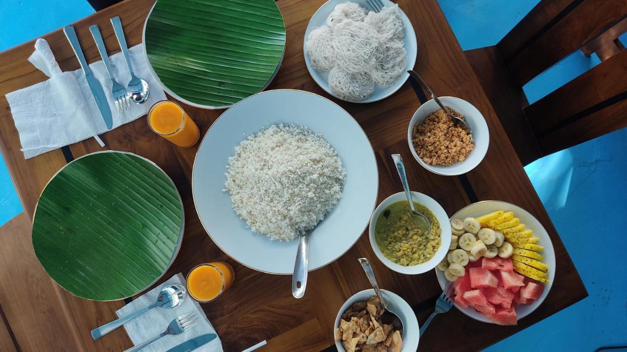 Odani Villa Уелигама Екстериор снимка